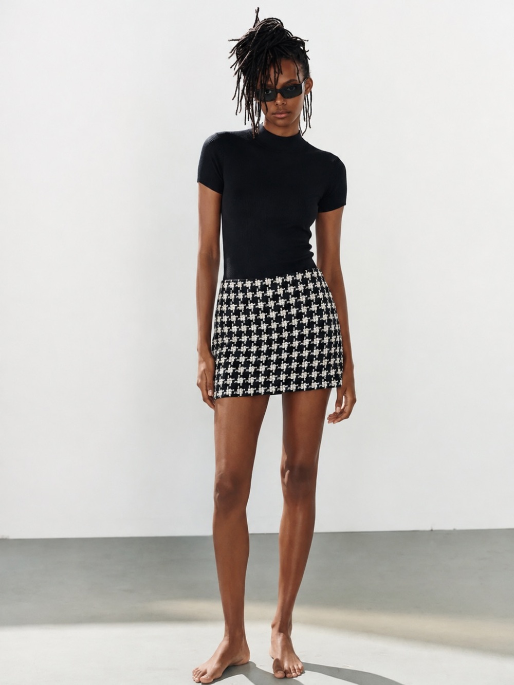 Houndstooth Mini Skirt - Black & White
